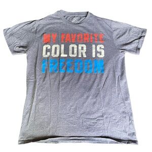 Well Worn “My Favorite Color is Freedom” USA Shirt Blue/Gray Medium